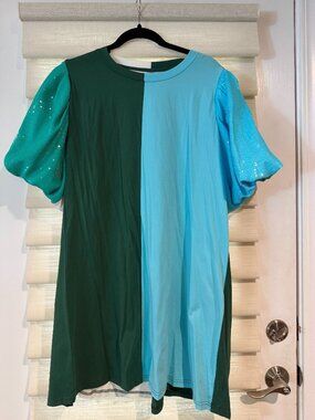 Queen of Sparkles colorblock dress (size 2XL)